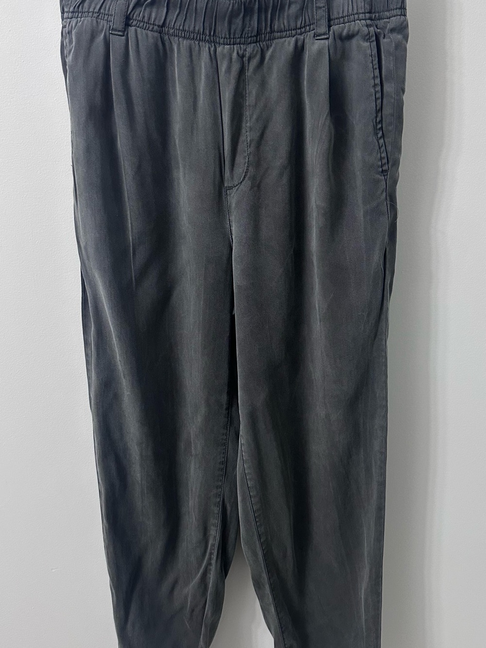 Casual Elastic Waist Pants in Soft Black